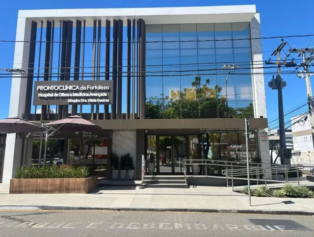 Fachada do prédio da Prontoclínica de Fortaleza, onde fica a GastriClin